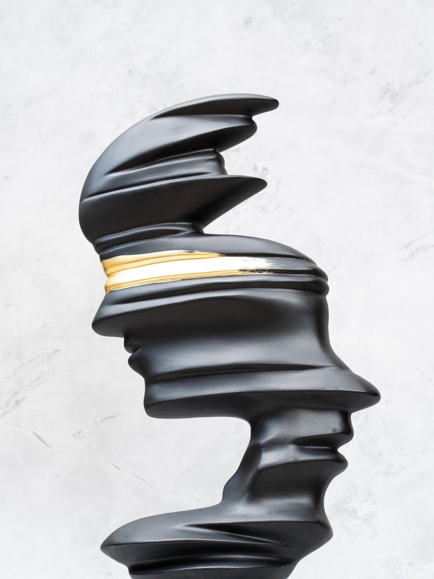 Abstract Black and Gold Showpiece Sculpture